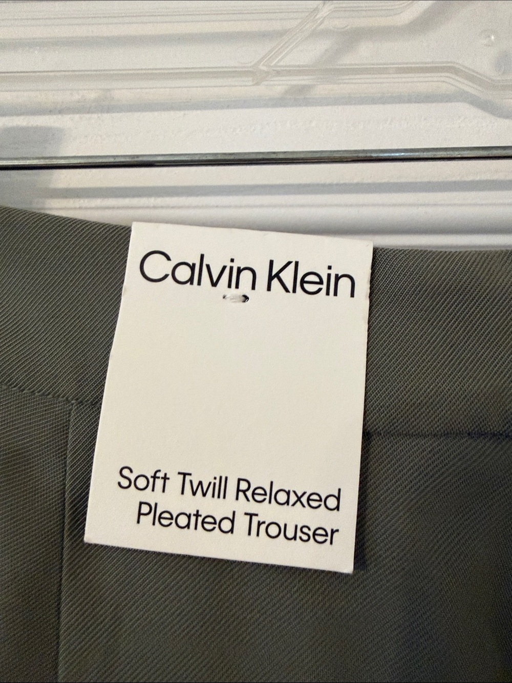 Calvin Klein Olive Pleated Women’s Trousers size 29 high waisted brand new - Picture 3 of 8